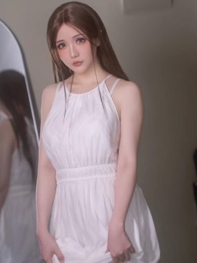 美图欣赏丨Coser星之迟迟:NO.281-雨天的奇妙偶遇[100P1V-3.54GB]