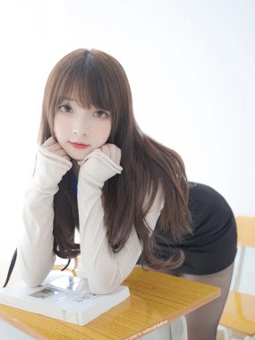 COS图集丨Coser古川kagura:NO.067-紧急企划 C-001[66P-598MB]