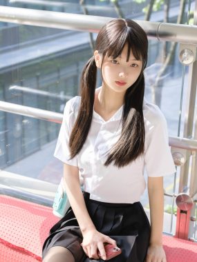 稚乖画册(赤西夜夜)COS图集合集打包下载33套 54GB