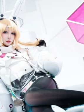 Coser焖焖碳:NO.040-交错战线 莉普斯 [18P-36MB]