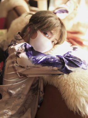 虚拟与真实的边界：HongKongDoll数字艺术中的身份探索