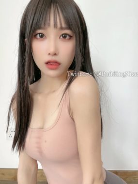 美图欣赏丨Coser来一勺大布丁ovo:NO.061-瑜伽裤[56P+2V／1.39GB]