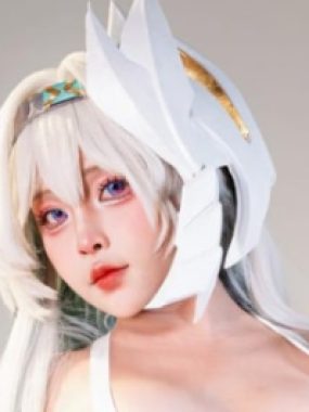 Sayo Momo《Firefly (HSR)》：当虚拟角色遇见现实之美